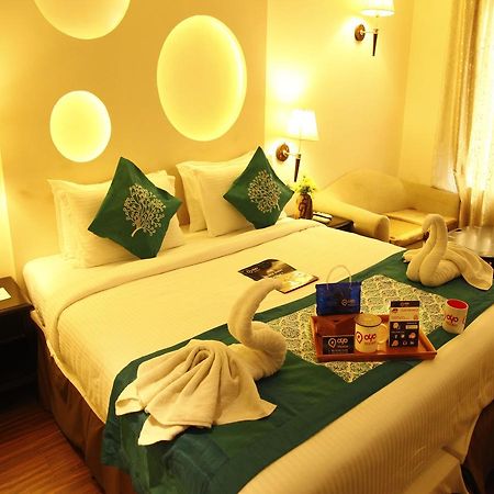 The Orbis Hotel Коимбатур Экстерьер фото