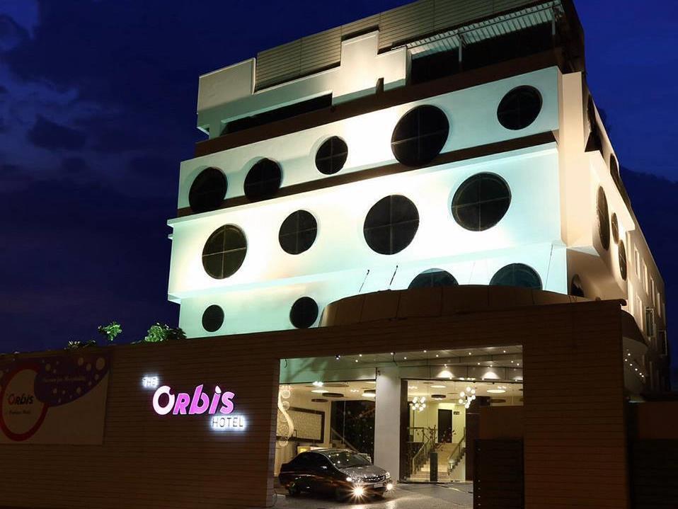 The Orbis Hotel Коимбатур Экстерьер фото