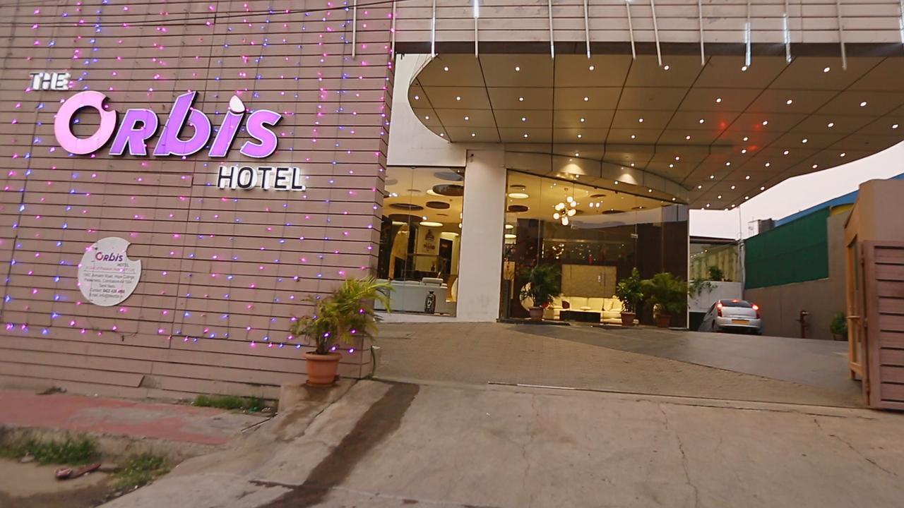 The Orbis Hotel Коимбатур Экстерьер фото